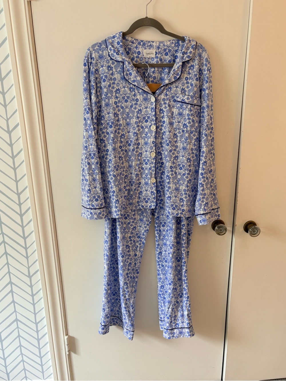 BedHead Blue Floral Kids Pajama Set - size L